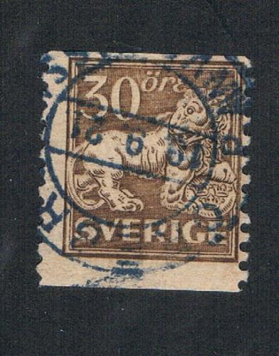 Sweden 121 Used Heraldic Lion (S0356)