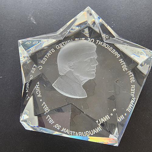 JIMMY Carter 1977 Inauguration paperweight, Star shaped