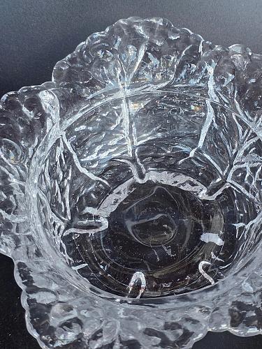 L.E Smith clear Glass cabbage bowl with lid