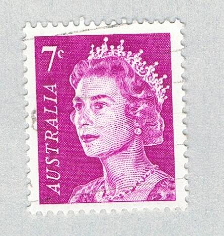 Australia QEII majenta 7c 2 (AP132803)