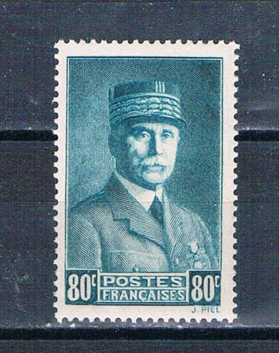 France 416 Unused Petain 1941 (F0170)+