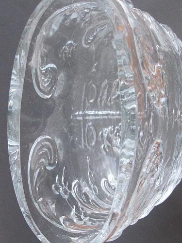 Wedding dancing glass oval vase Cross Chapel