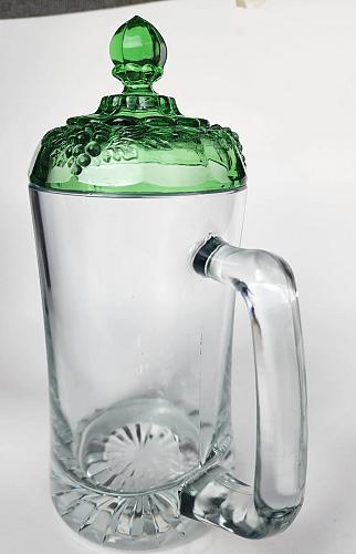 Glass MUG with green lid