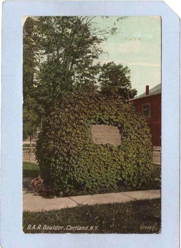 New York Cortland D A R Boulder Ivy Covered Surrounding Plaque ny_box3~1237