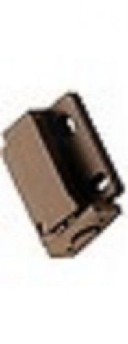 1 BELWITH #P656-STB BROWN PLASTIC CABINET CATCH