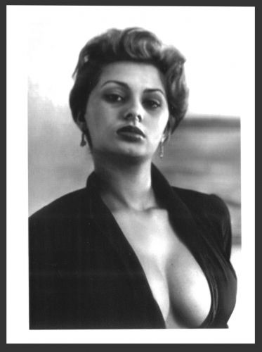 ACTRESS SOPHIA LOREN BUSTY BOSOMY CLEAVAGE POSE REPRINT PHOTO 5x7 #1