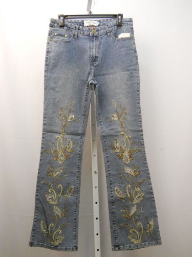 Milano Moda Embellished Stonewashed Women’s Boot Cut Legs 32X32 Jeans Size 9-10