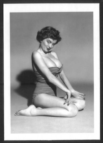 ARLINE HUNTER HUGE BUSTY BOSOMY SWIMSUIT POSE REPRINT PHOTO 5x7 #1