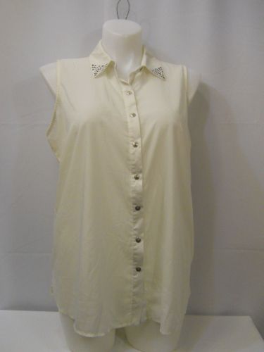 PLUS SIZE 1X Womens Button Down Shirt STYLE&CO Ivory Sleeveless Studded Collar