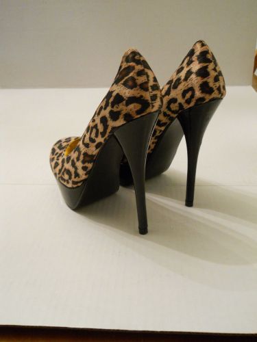 RCK BELLA Cheetah Animal Print Stilettos Evening Wear 5.5” Heels, size 5.5 M