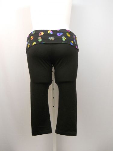 No Boundaries Women&rsquo;s Athletic Yoga Foldover Capris Size XL Black Skulls 40X21