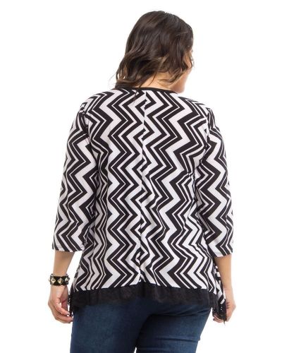 Hot Ginger Women's Top Plus Size 2XL Scoop Neck 3/4 Sleeve Asymmetrical Lace Hem