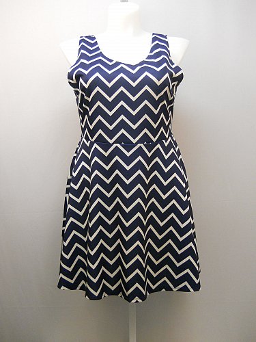 Womens Skater Dress SIZE XXL NO BOUNDARIES Navy Chevron Sleeveless Scoop Neck