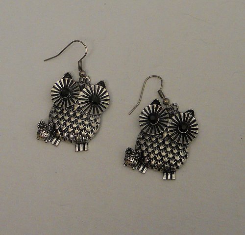 Womens Fashion Earrings Pewter Tone Rhinestone Owls FASHION EARRINGS Hooks