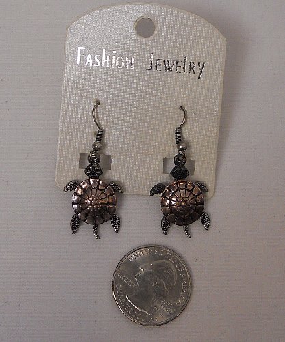 Women Fashion Drop Dangle Earrings Moveable Turtles FASHION JEWELRY Hook