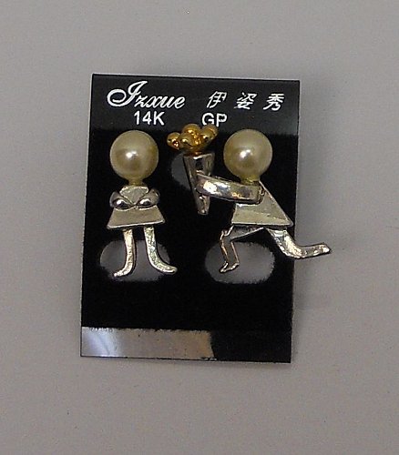 Women Fashion Stud Earrings Forgive Me Flowers Gold Tones Push Back Fasteners