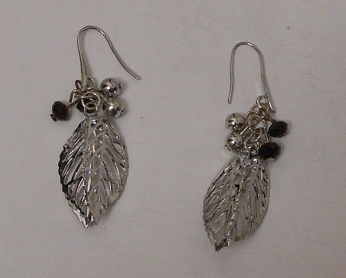 Women Fashion Drop Dangle Earrings 3D Leafs Beads Silver Tones FASHION JEWELRY