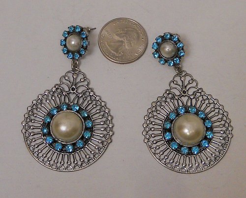 Women Drop Dangle Fashion Earrings Blue Rhinestones Silver Tones Unbranded Push