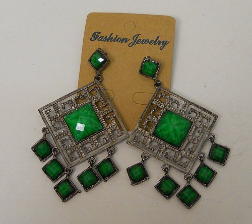 Women Fashion Earrings Drop Dangle Green Square Beads FASHION JEWELRY Push Back