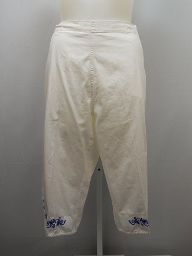 PLUS SIZE 26W Women Cotton Capris AMERICAN SWEETHEART White Embroidered Detail