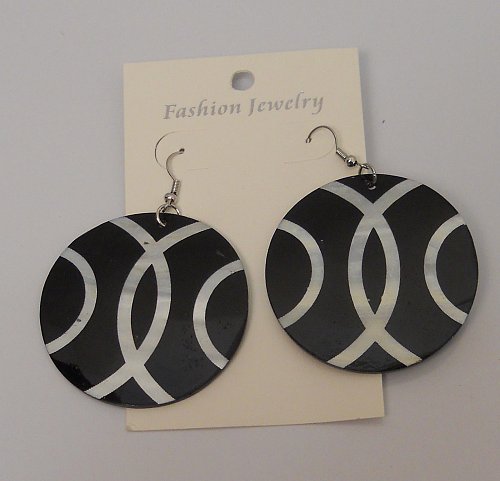 Women Earrings Black Shells Silver Tones Fashion Drop Dangle Hook Fasteners FASH