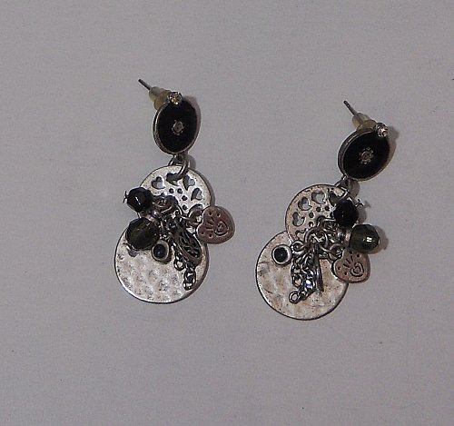 Women Earrings Black Silver Heart Charms Fashion Drop Dangle Unbranded Push Back