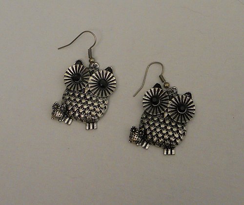 Womens Fashion Earrings Pewter Tone Rhinestone Owls FASHION EARRINGS Hooks
