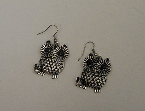 Womens Fashion Earrings Pewter Tone Rhinestone Owls FASHION EARRINGS Hooks