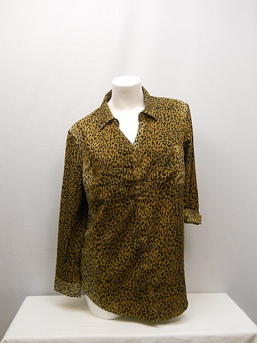 SIZE L Womens Button Down Shirt FADED GLORY Animal Print Collar Long Tab Sleeves