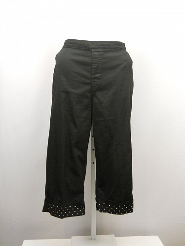 SIZE 20 Women Capris AMERICAN SWEETHEART Solid Black Studded Cuffs Elastic Waist