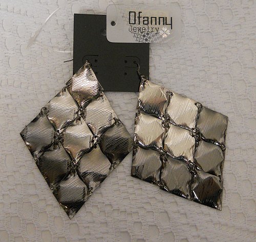 Women Earrings Fashion Drop Dangle Diamond Shaped Silver Tones Hook OFANNY JEWEL