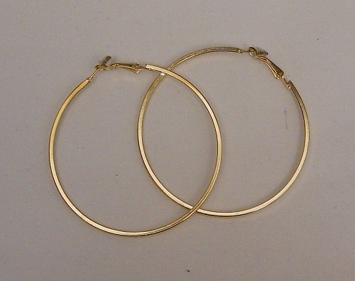 Womens Fashion Hoop Earrings Gold Tones Metal Leverback Unbranded