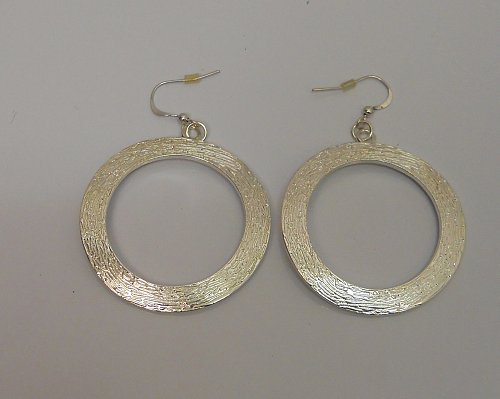 Women Earrings Metal Circles Silver Tones Hook Fasteners Fashion Drop Dangle