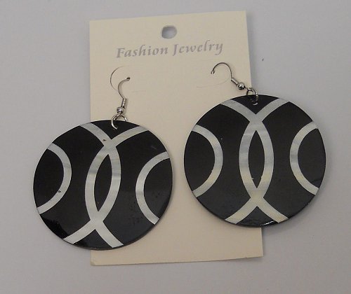 Women Earrings Black Shells Silver Tones Fashion Drop Dangle Hook Fasteners FASH