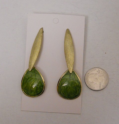 Women Earrings Gold Tones Green Teardrops Fashion Drop Dangle Push Backs Unbrand