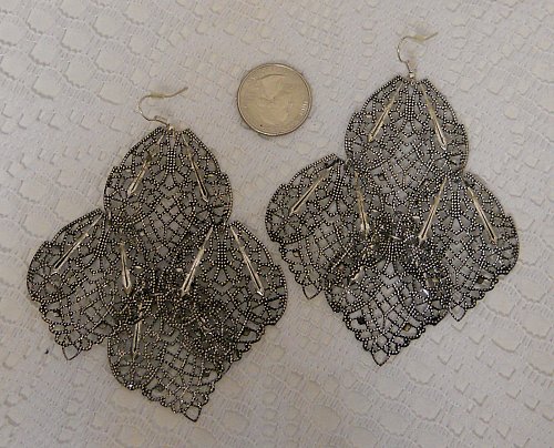 Women Earrings Drop Dangle Fashion Metal Brassy Gold Tones Hook SZ BIJOUX