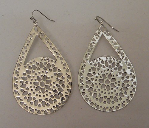 Womens Fashion Earrings Drop Dangle Silver Tones Teardrops Unbranded Hooks