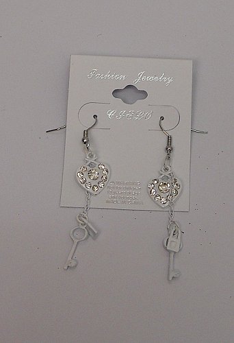 Women Earrings Fashion Drop Dangle White Hearts Rhinestones Hook Fasteners FASHI