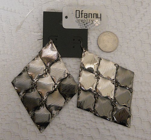 Women Earrings Fashion Drop Dangle Diamond Shaped Silver Tones Hook OFANNY JEWEL