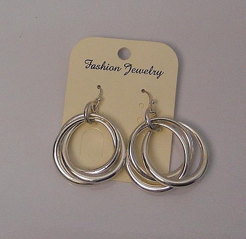 Women 3 Ring Earrings Drop Dangle Silver Tones Hook Fasteners FASHION JEWELRY