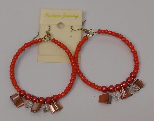 Women Red Beaded Earrings Drop Dangle Gold Tones Hook Fasteners FASHION JEWELRY