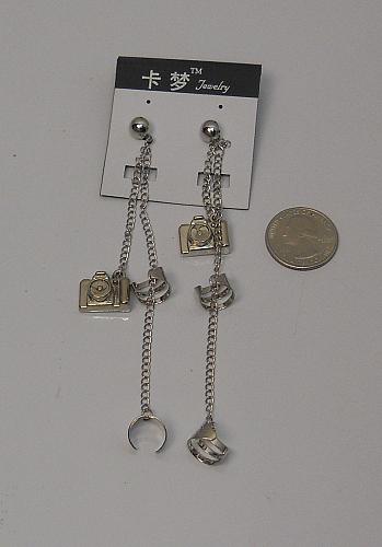 Women Earrings Cameras W/Ear Clamps Drop Dangle Silver Tones Push Back Fasteners