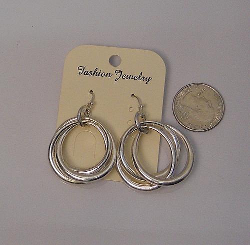 Women 3 Ring Earrings Drop Dangle Silver Tones Hook Fasteners FASHION JEWELRY