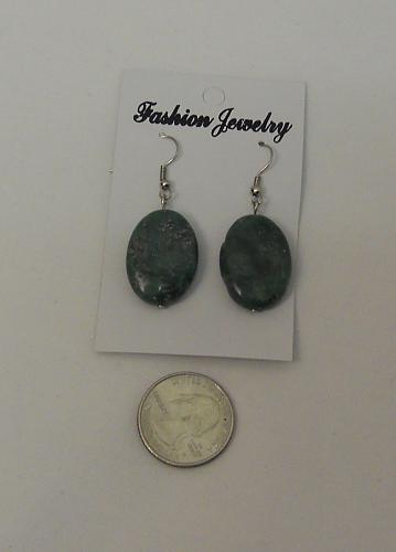 Women Green Oval Stone Earrings Drop Dangle Silver Tones Hook Fasteners FASHION