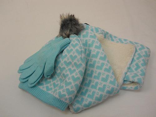 Girls 3 PC Knit Set Scarf Hat Gloves Spearmint Heart Print One Size Shearling