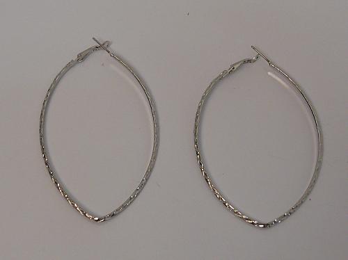 Women Oval Hoop Earrings Silver Tones Leverback Fasteners PRINCESS ACCESSORIES