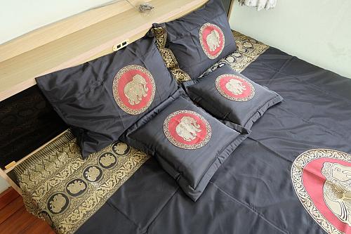 Black King And Queen Bed Cover Set Elephant Khodchasarn Fabric 205 cm. X 260 cm.