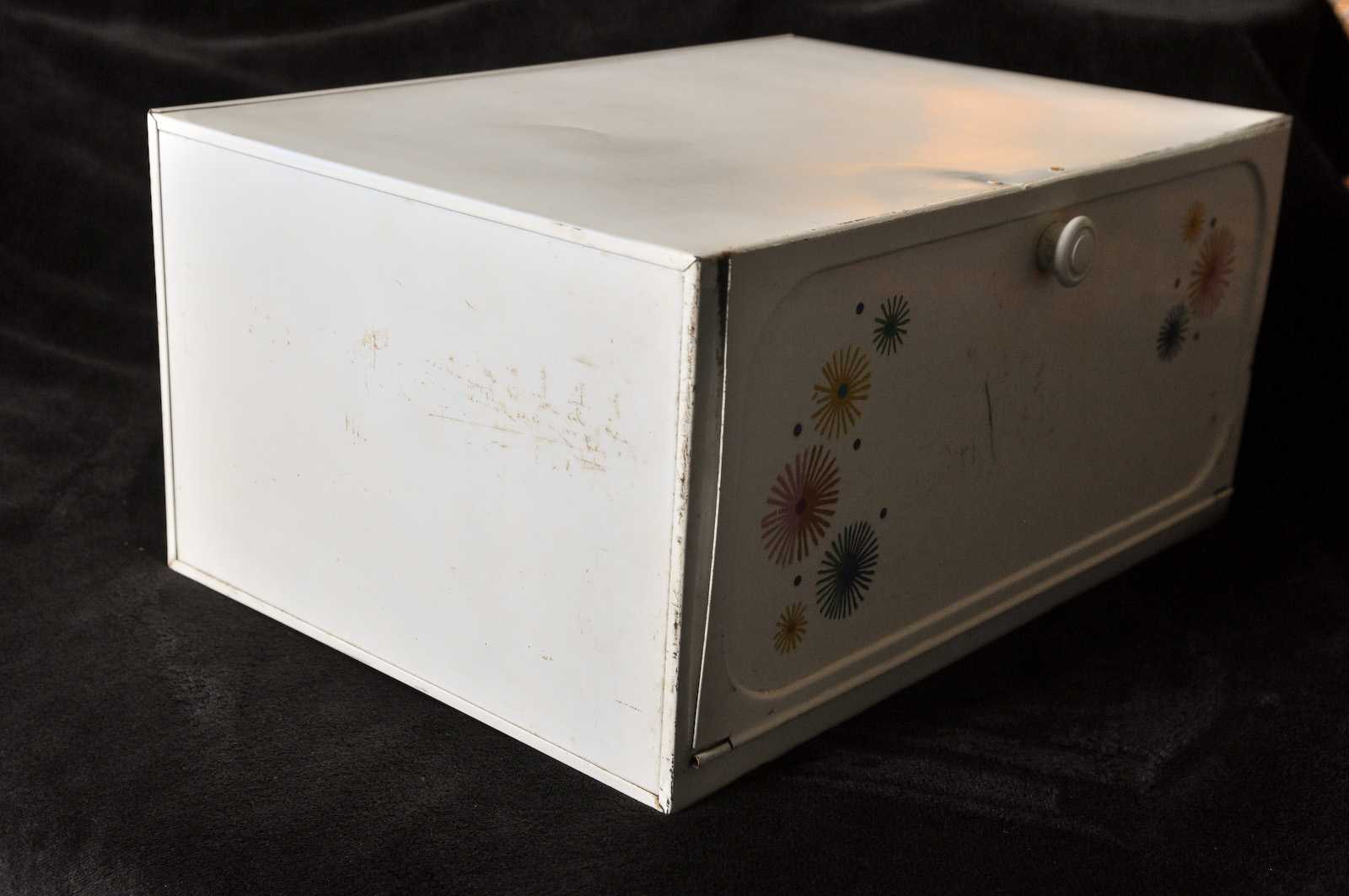 quantity number atomic Century  Retro Mid  Bread  Box Starburst Atomic Metal