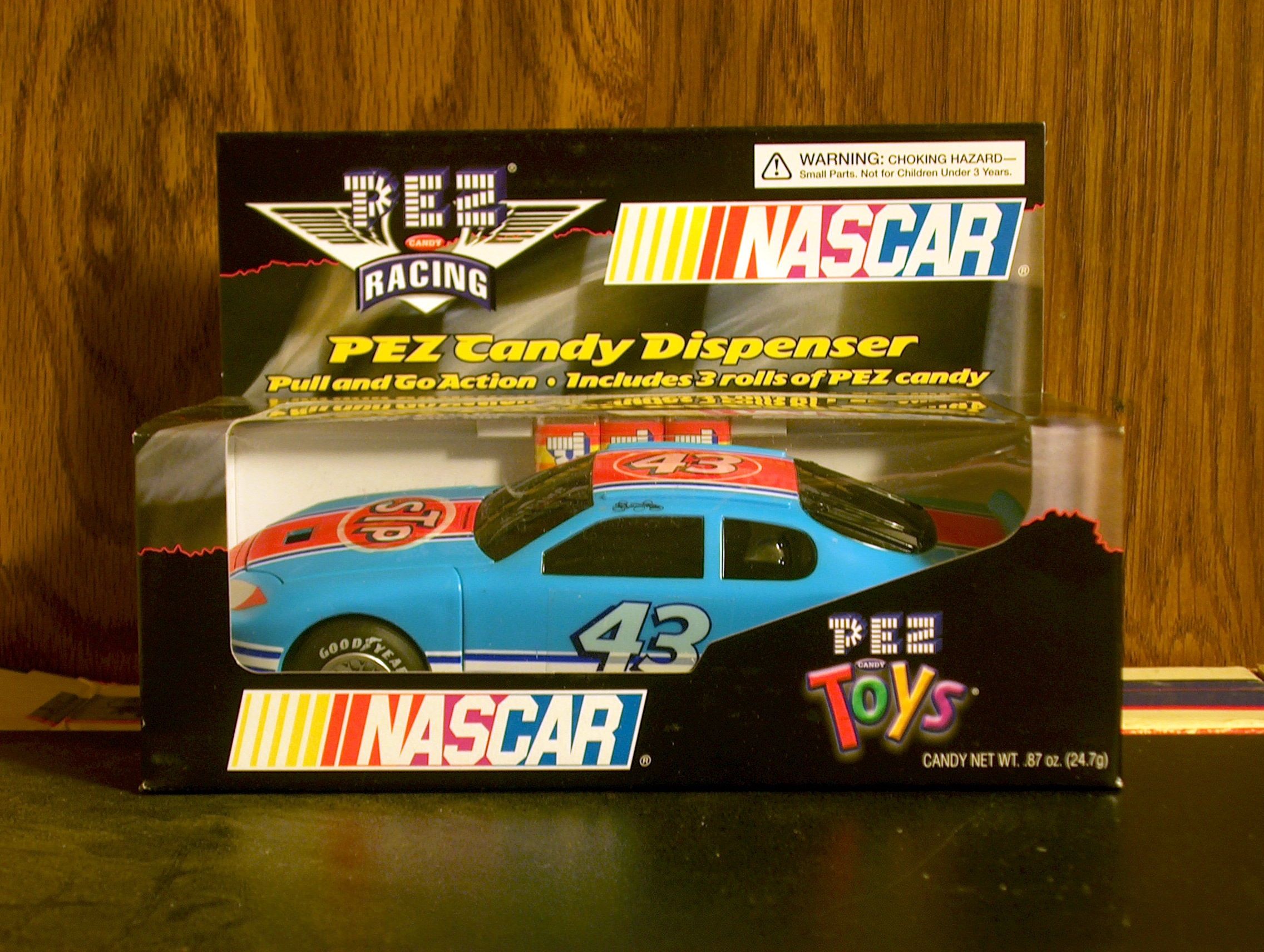 Spark Model S3590 PLYMOUTH SUPERBIRD N.43 WINNER RIVERSIDE 400 1970 RICHARD PETT - Foto 2