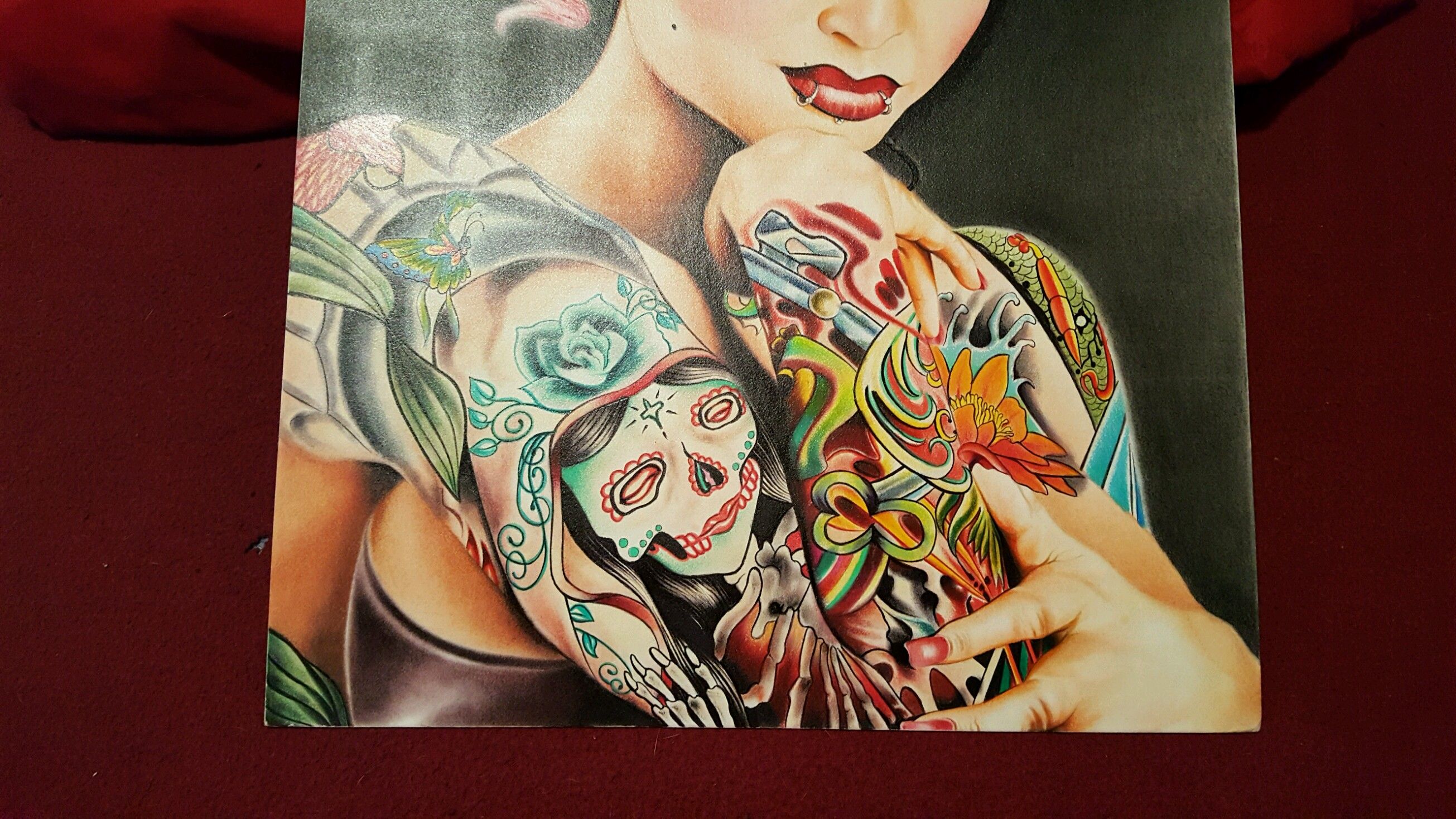 AUTHENTIC HANDMADE DRAWING, ORIGINAL AND GENUINE IN COLOR PENCILS